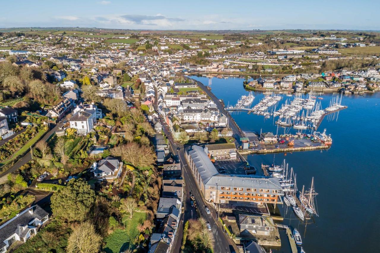 Four Winds,Kinsale Town,Exquisite Holiday Homes,Sleeps 26 Bagian luar foto